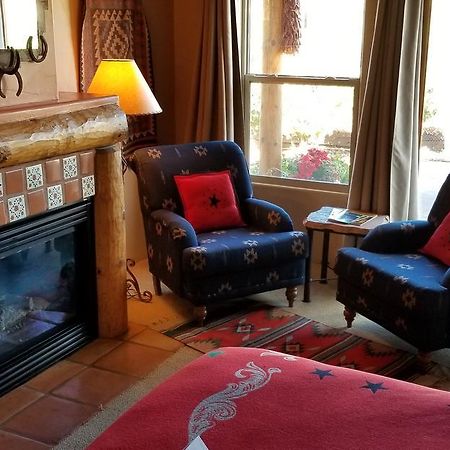 סדונה Adobe Hacienda Bed & Breakfast מראה חיצוני תמונה