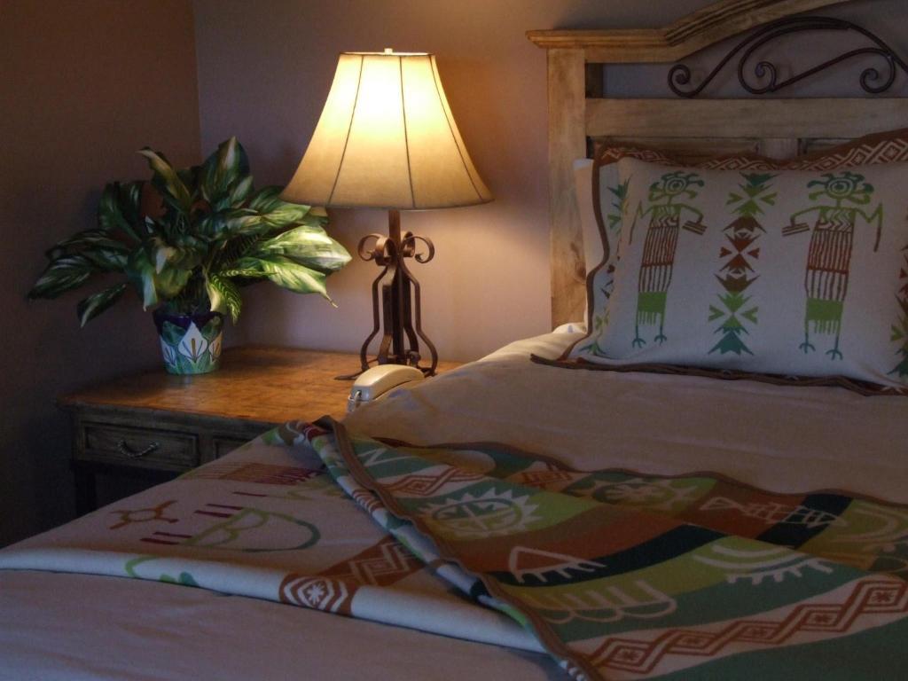 סדונה Adobe Hacienda Bed & Breakfast מראה חיצוני תמונה