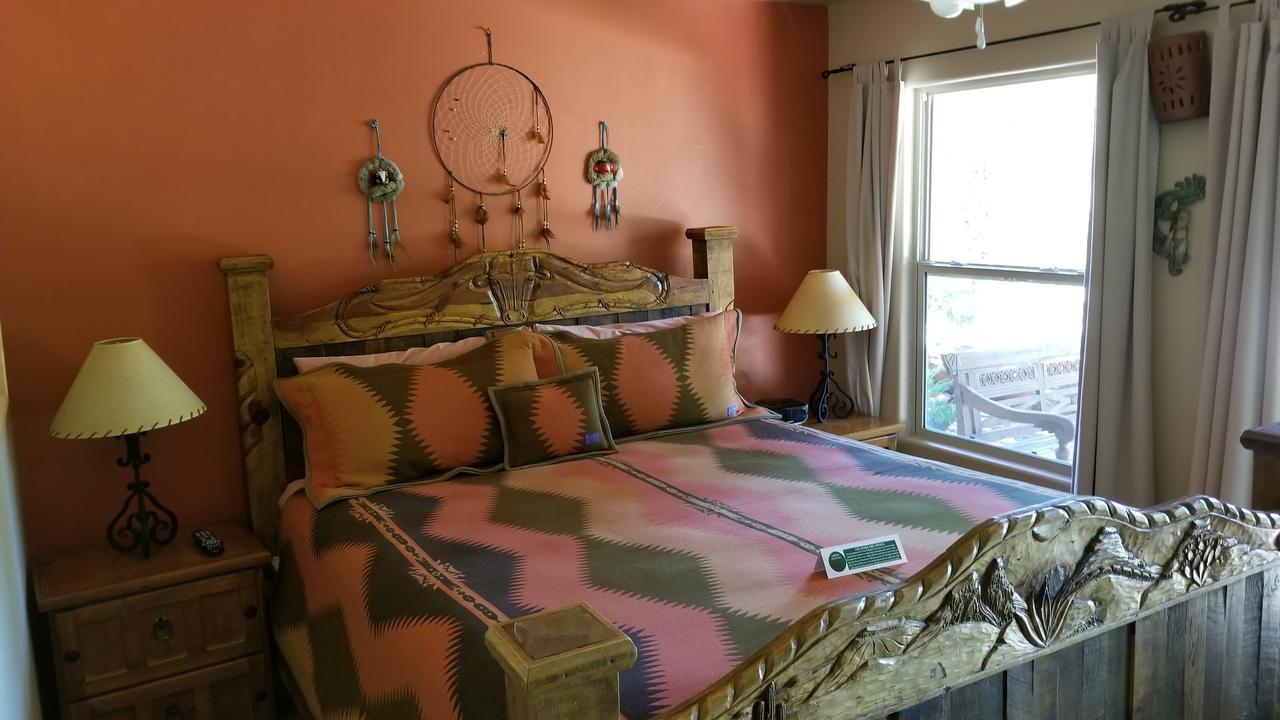 סדונה Adobe Hacienda Bed & Breakfast מראה חיצוני תמונה