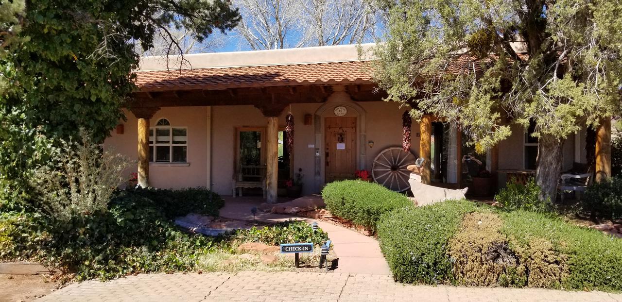סדונה Adobe Hacienda Bed & Breakfast מראה חיצוני תמונה