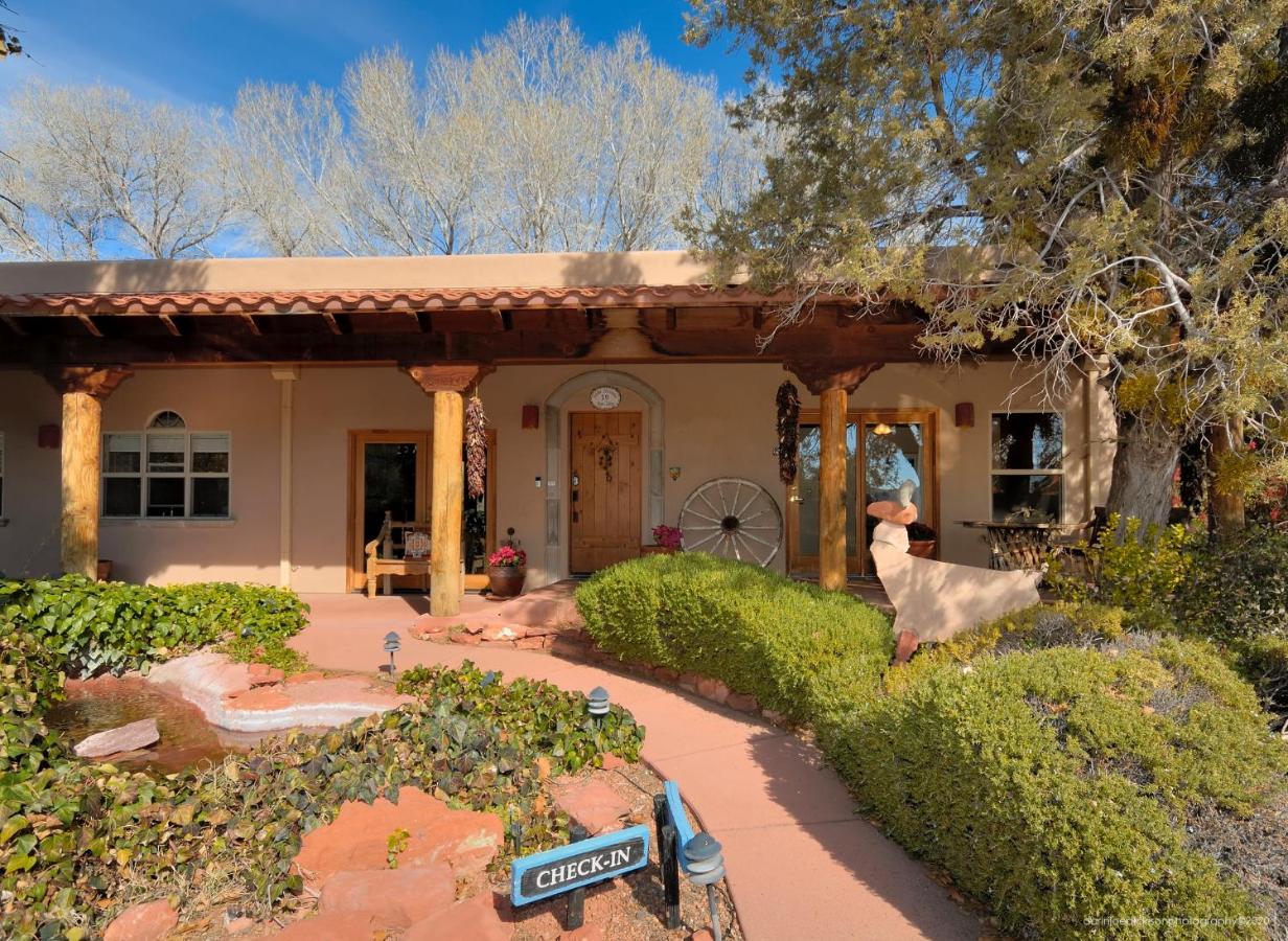 סדונה Adobe Hacienda Bed & Breakfast מראה חיצוני תמונה